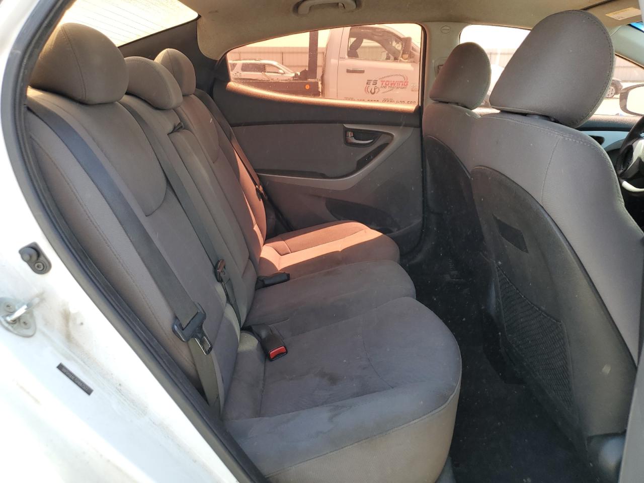HYUNDAI ELANTRA 2016 VIN 5NPDH4AE7GH667527 фото 10