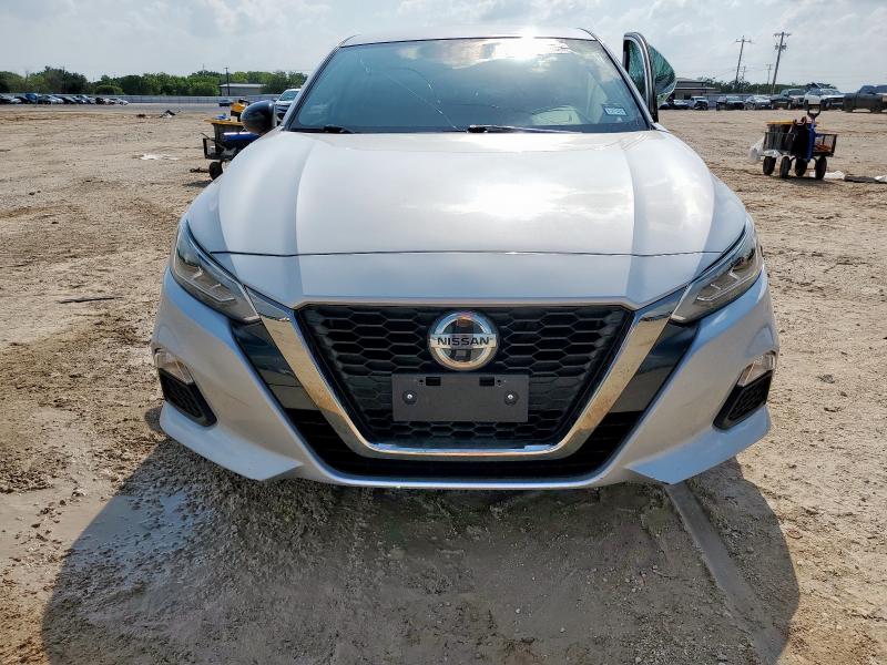  NISSAN ALTIMA 2022 Srebrny