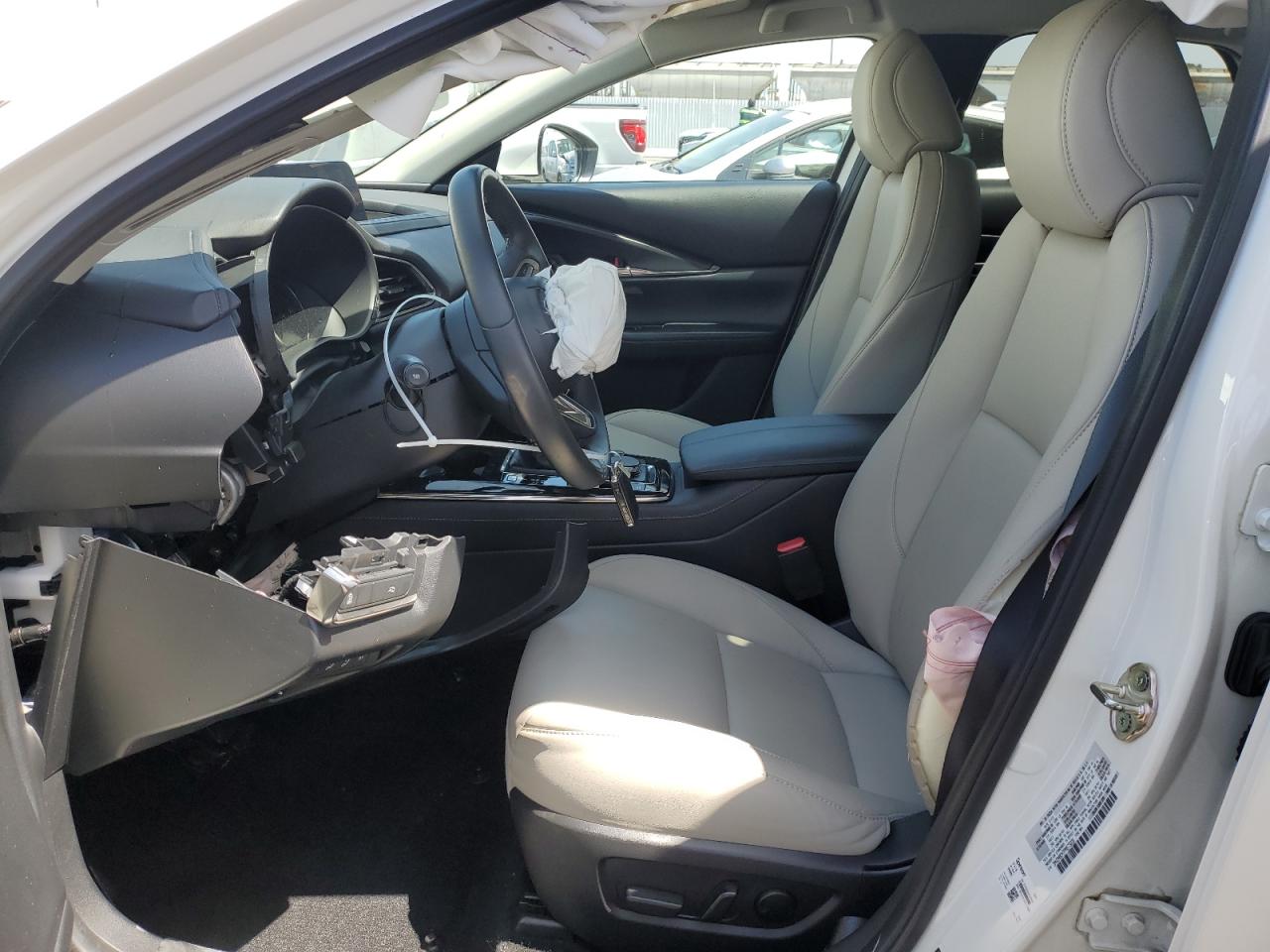 2023 Mazda Cx-30 Preferred VIN: 3MVDMBCM7PM573208 Lot: 61676655