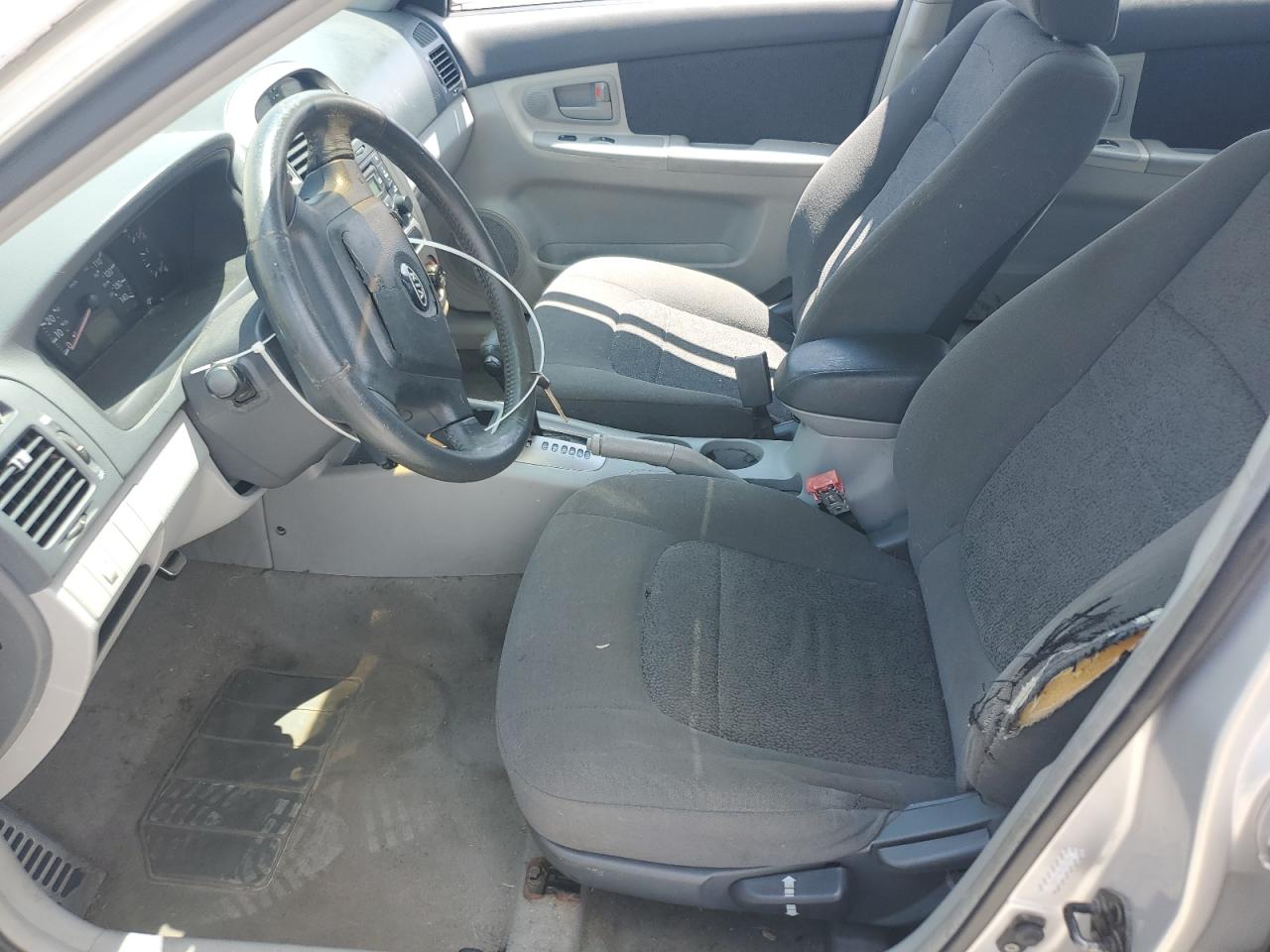 2006 Kia Spectra5 VIN: KNAFE161365346988 Lot: 61743025