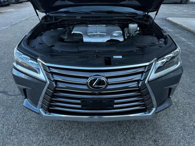  LEXUS LX570 2018 Szary