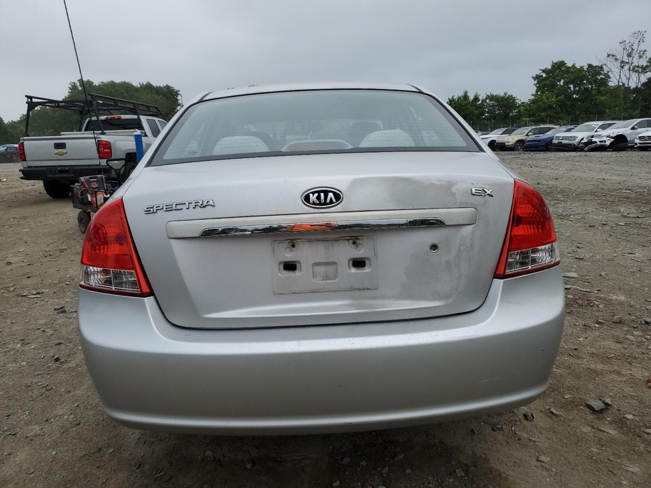 2009 Kia Spectra Ex VIN: KNAFE222295621999 Lot: 61991305