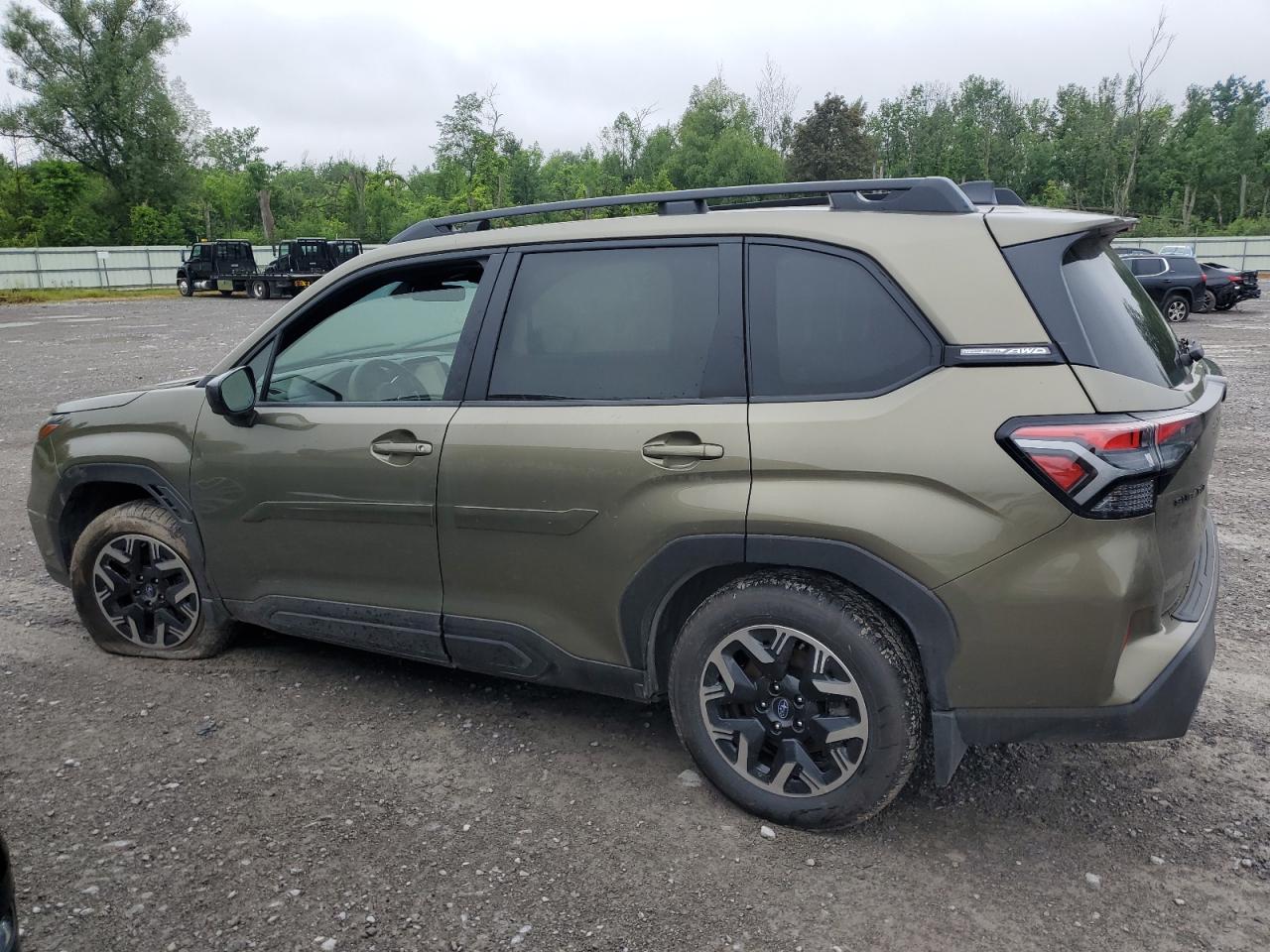 SUBARU FORESTER 2025 VIN JF2SLDDC4SH443673 photo 2
