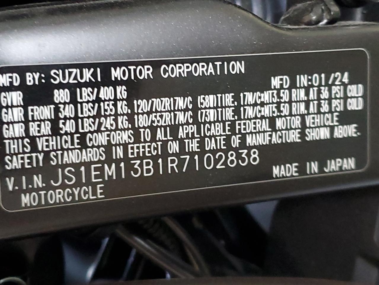 2024 Suzuki Gsx800 F VIN: JS1EM13B1R7102838 Lot: 62863335