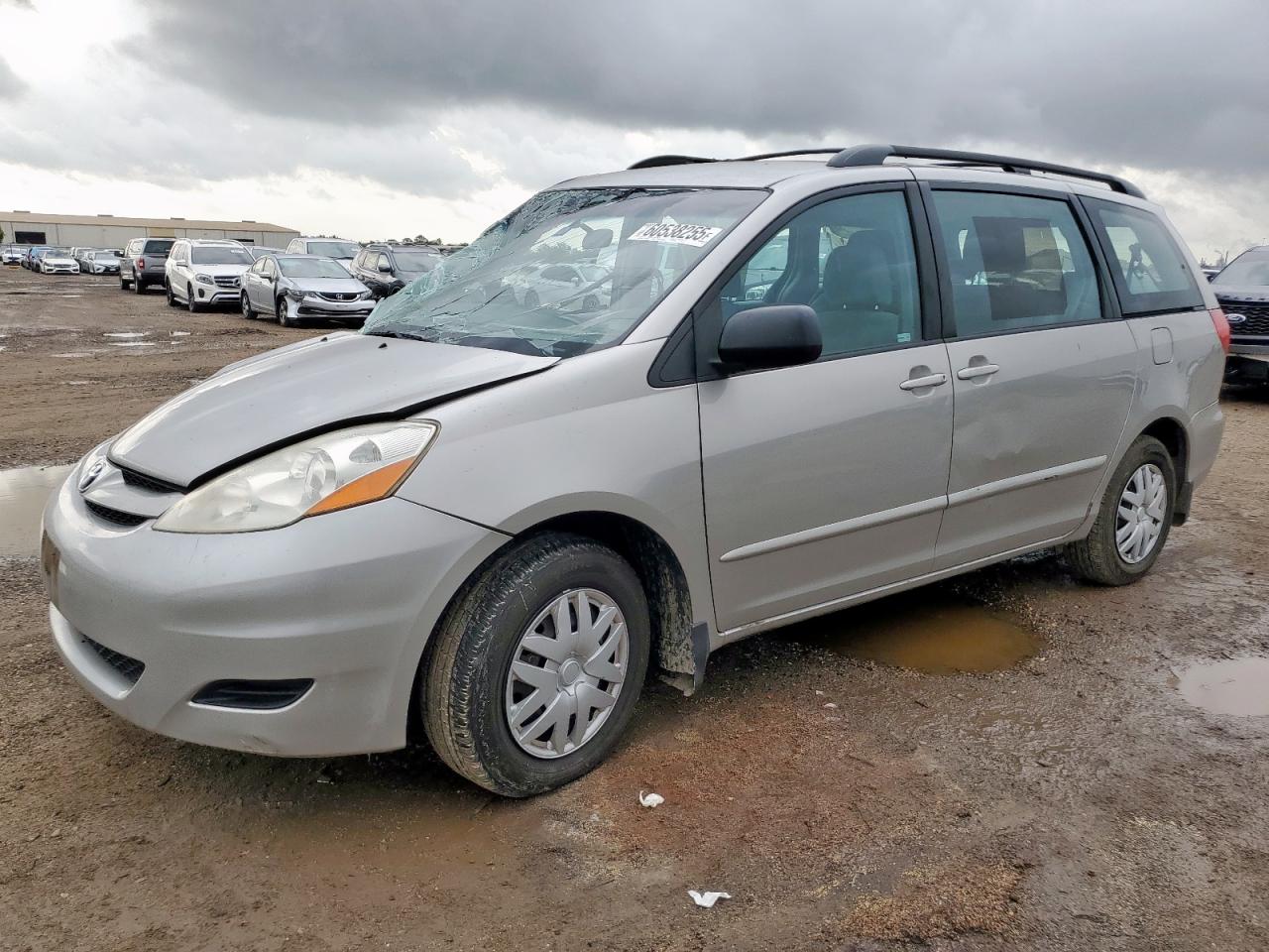 2009 Toyota Sienna Ce de vânzare în Houston, TX - Side