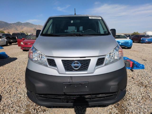  NISSAN NV 2019 Сріблястий