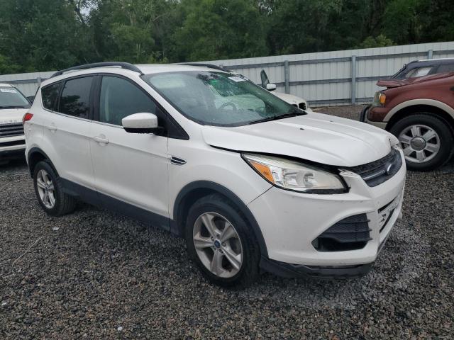  FORD ESCAPE 2016 Белы