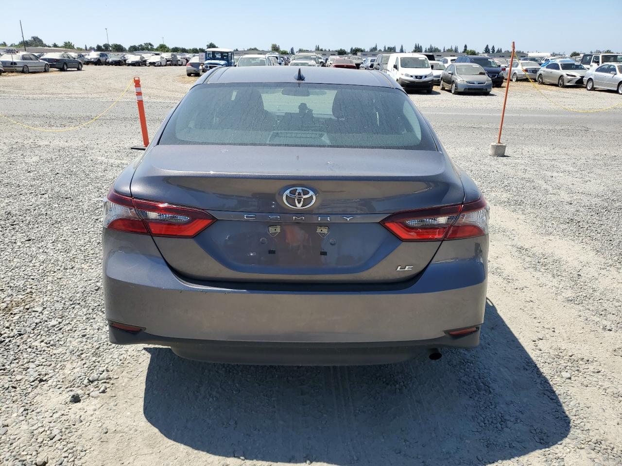 2022 Toyota Camry Le VIN: 4T1C11AK4NU714239 Lot: 62382015