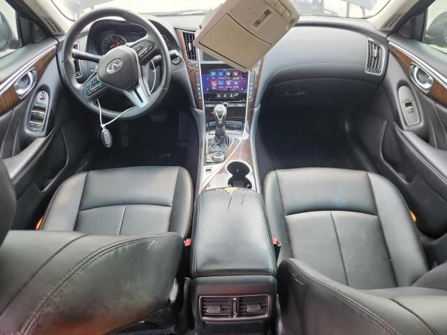 2018 INFINITI Q50 LUXE  