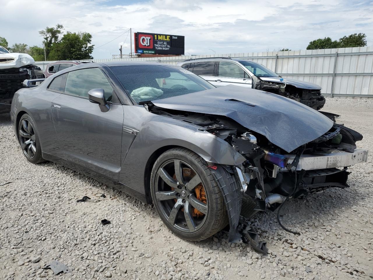 NISSAN GTR 2010 VIN JN1AR5EF5AM231171 фото 4