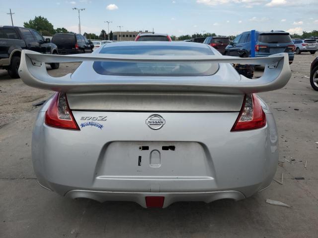 Coupet NISSAN 370Z 2017 Silver
