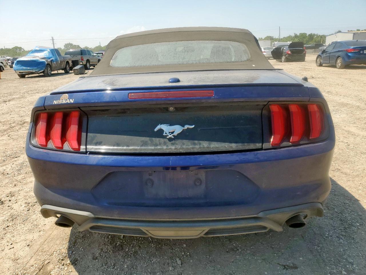 1FATP8UH3J5123986 FORD ALL Models 2018