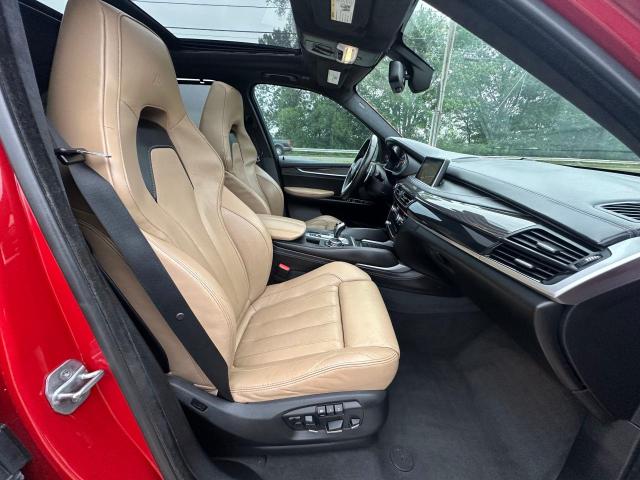 Parquets BMW X5 2016 Czerwony