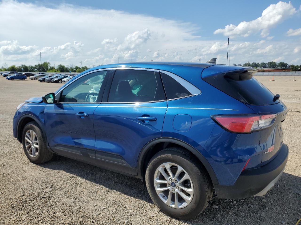 FORD ESCAPE 2022 VIN 1FMCU9G60NUA95705 фото 2