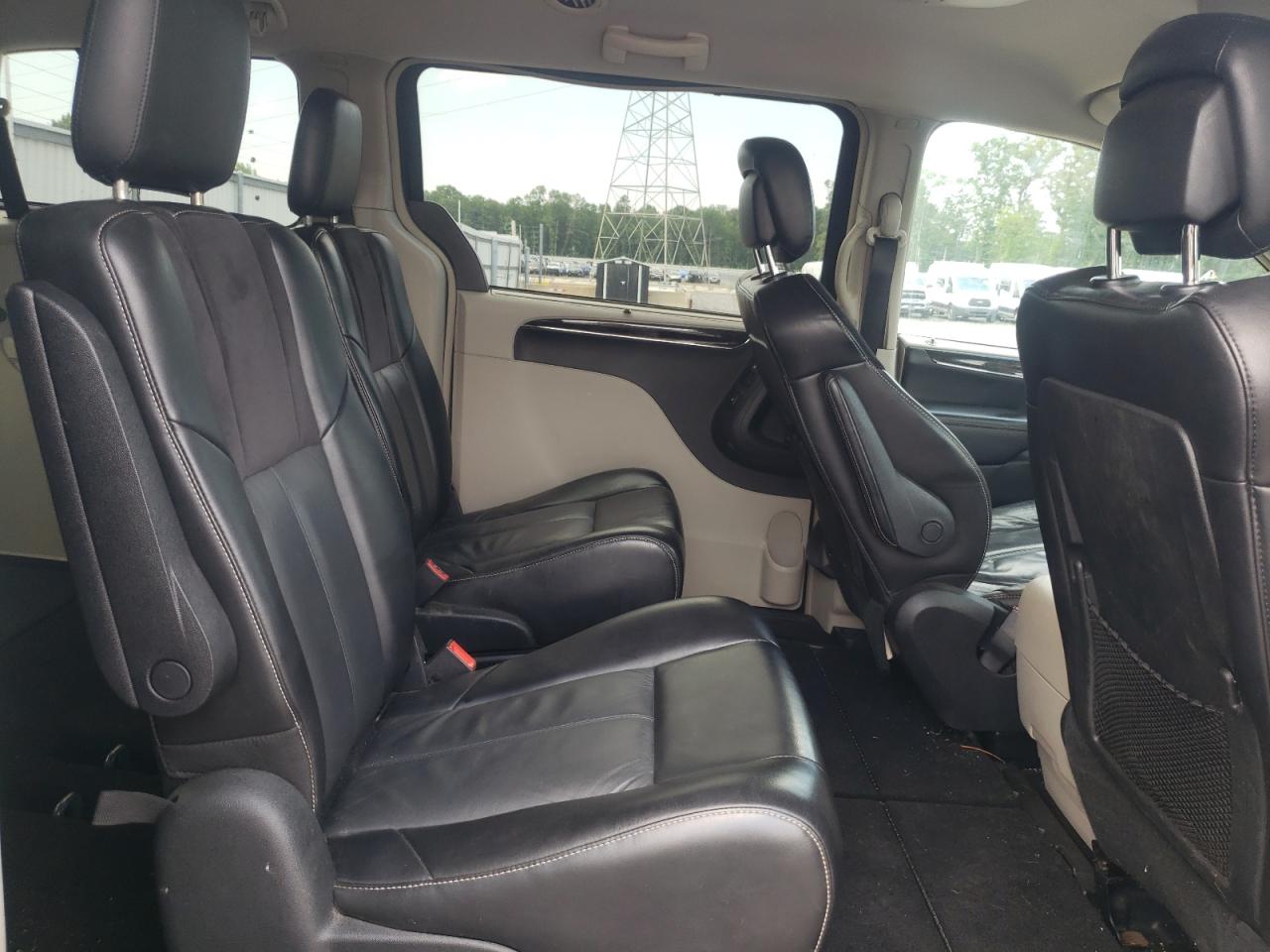 CHRYSLER MINIVAN 2011 VIN 2A4RR6DG7BR612237 zdjęcie 11