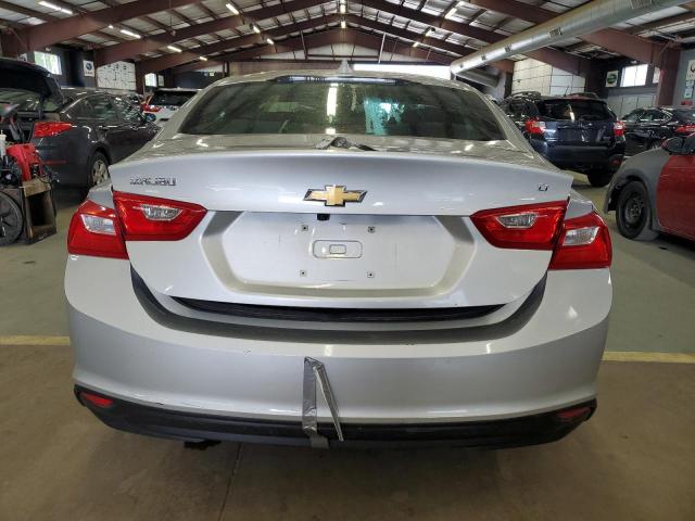  CHEVROLET MALIBU 2018 Srebrny