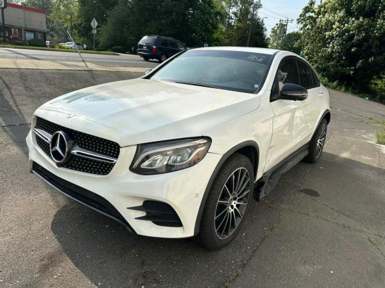 New Britain, CT에서 판매 중인 2019 Mercedes-Benz Glc Coupe 300 4Matic - Minor Dent/Scratches