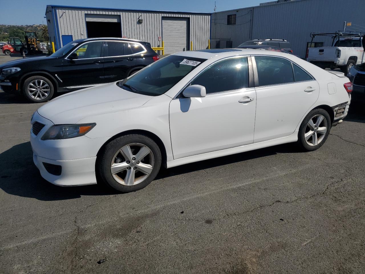 2011 Toyota Camry Se იყიდება Vallejo-ში, CA - Rear End
