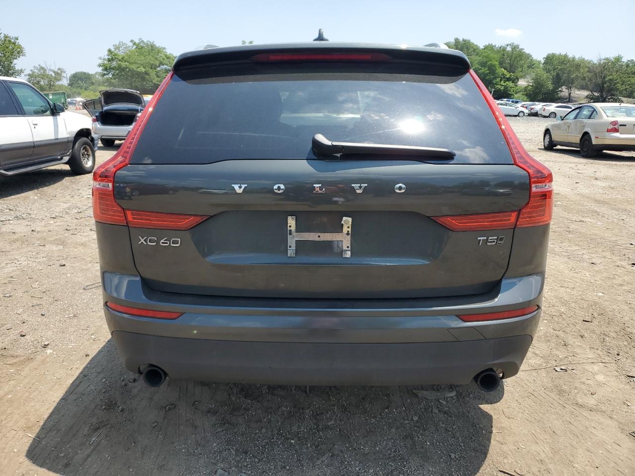 2019 Volvo Xc60 T5 VIN: LYV102RK5KB289516 Lot: 62600585