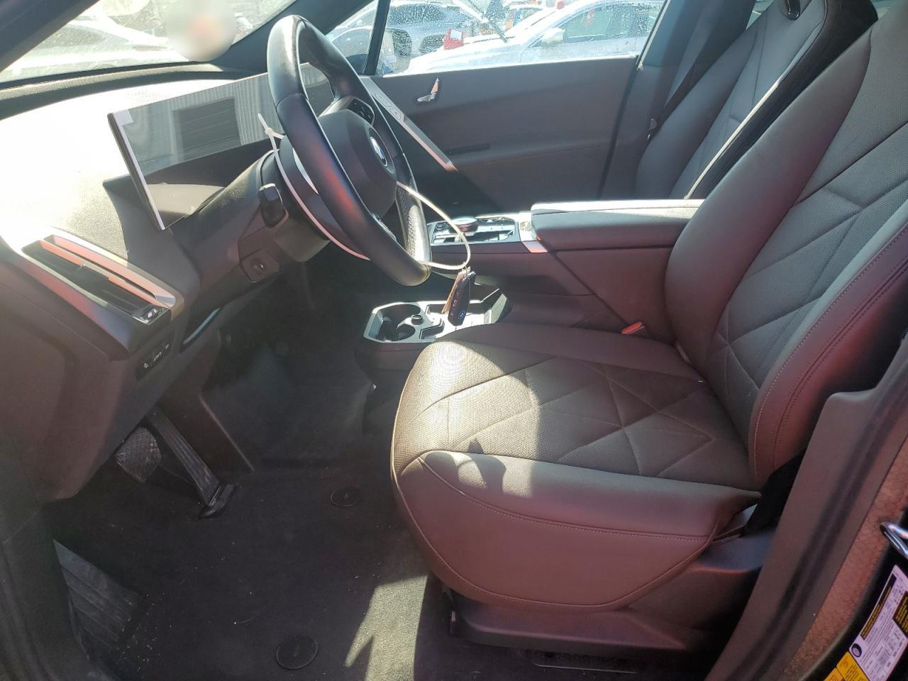 2023 BMW Ix xDrive50 VIN: WB523CF07PCM80437 Lot: 61643915