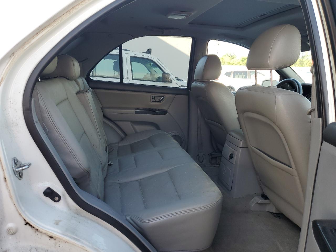 2008 Kia Sorento Ex VIN: KNDJD736085825049 Lot: 62407595