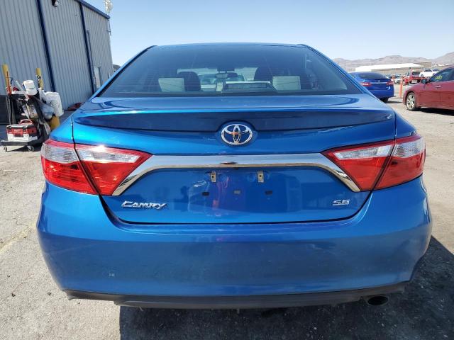  TOYOTA CAMRY 2017 Синий