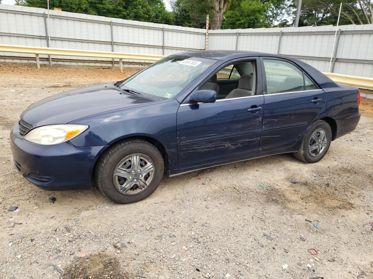 Chatham, VA에서 판매 중인 2003 Toyota Camry Le - Side