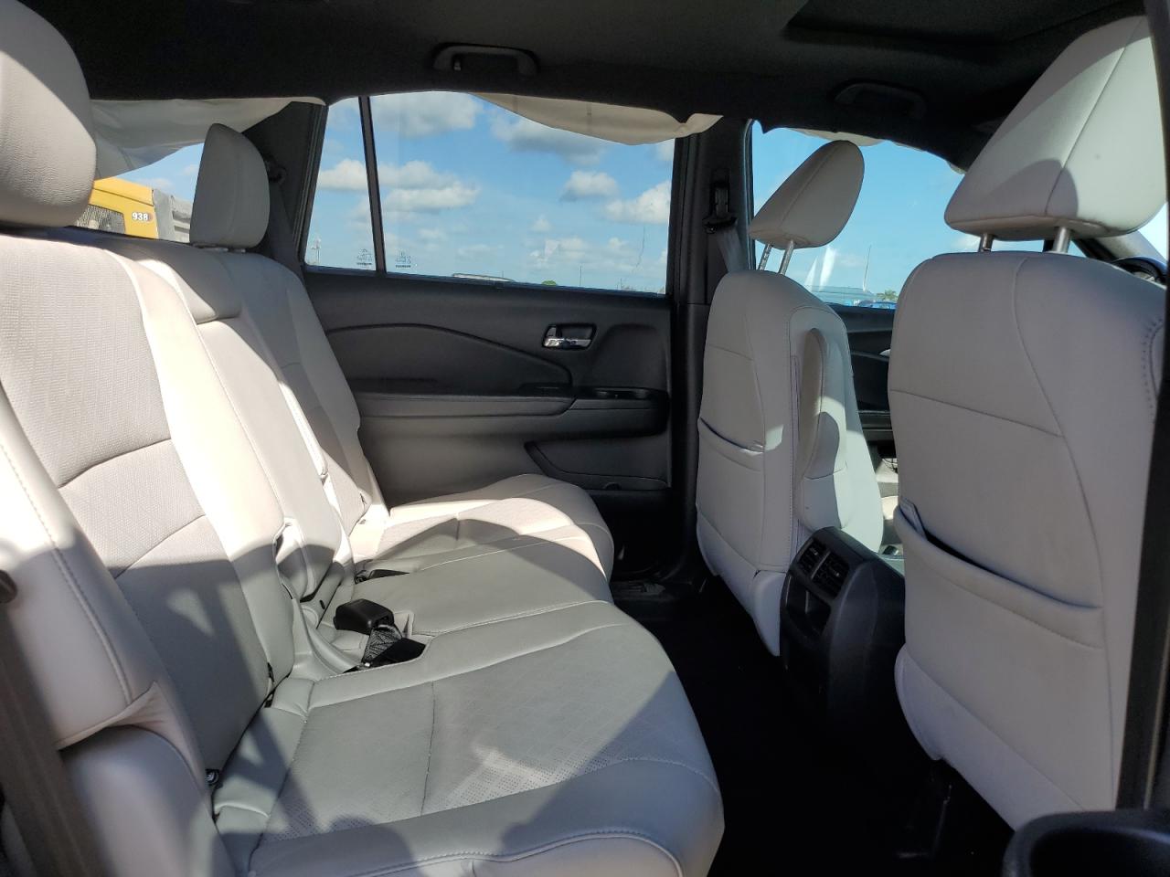 2019 Honda Passport Exl VIN: 5FNYF8H5XKB013052 Lot: 60727425
