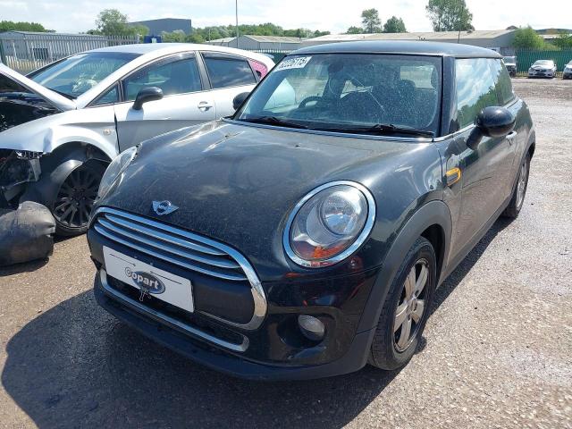 MINI ONE 2015