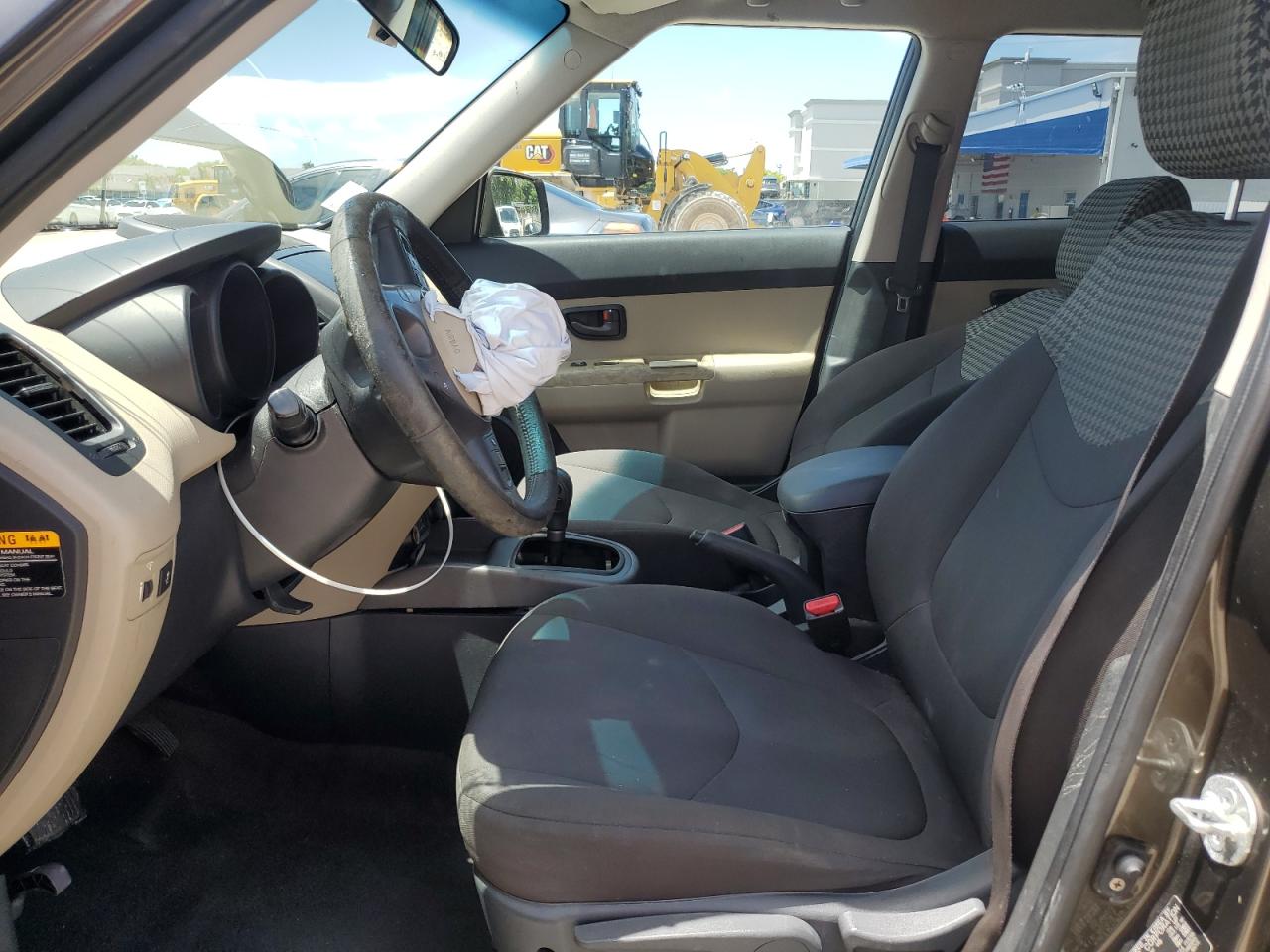 2010 Kia Soul + VIN: KNDJT2A26A7094773 Lot: 62481335