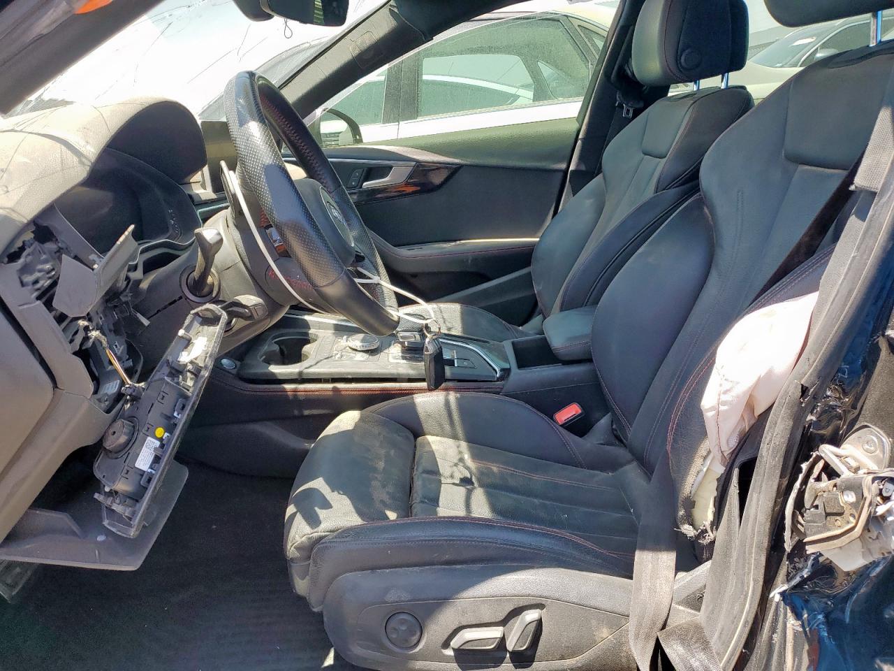 2019 Audi A4 Premium Plus VIN: WAUENAF40KA005068 Lot: 61467755