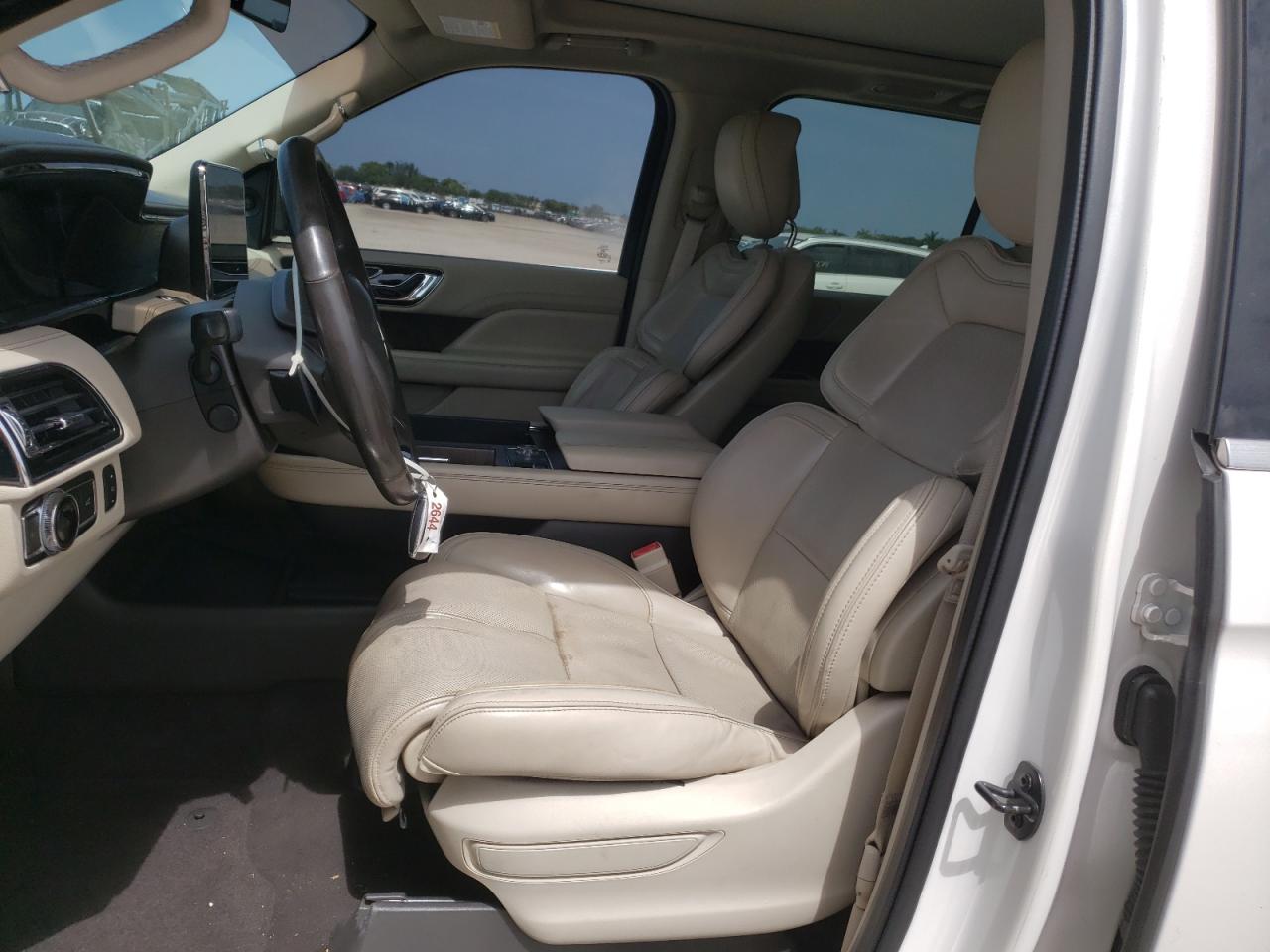 2019 Lincoln Navigator L Select VIN: 5LMJJ3HT2KEL09792 Lot: 62704405