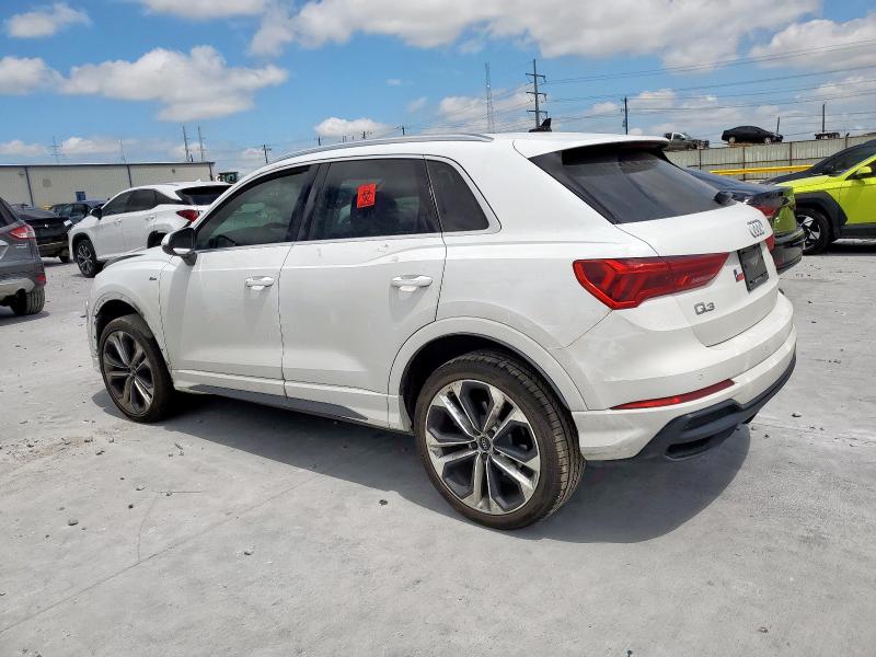  AUDI Q3 2020 Белы