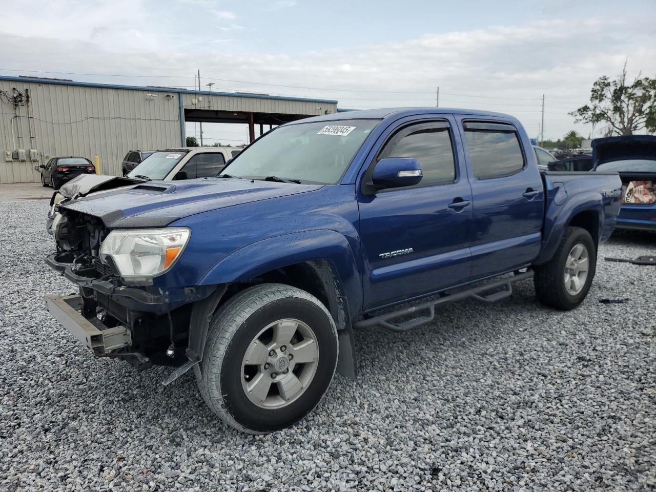 2014 Toyota Tacoma Dou 4.0L for Sale in Riverview, FL - Front End
