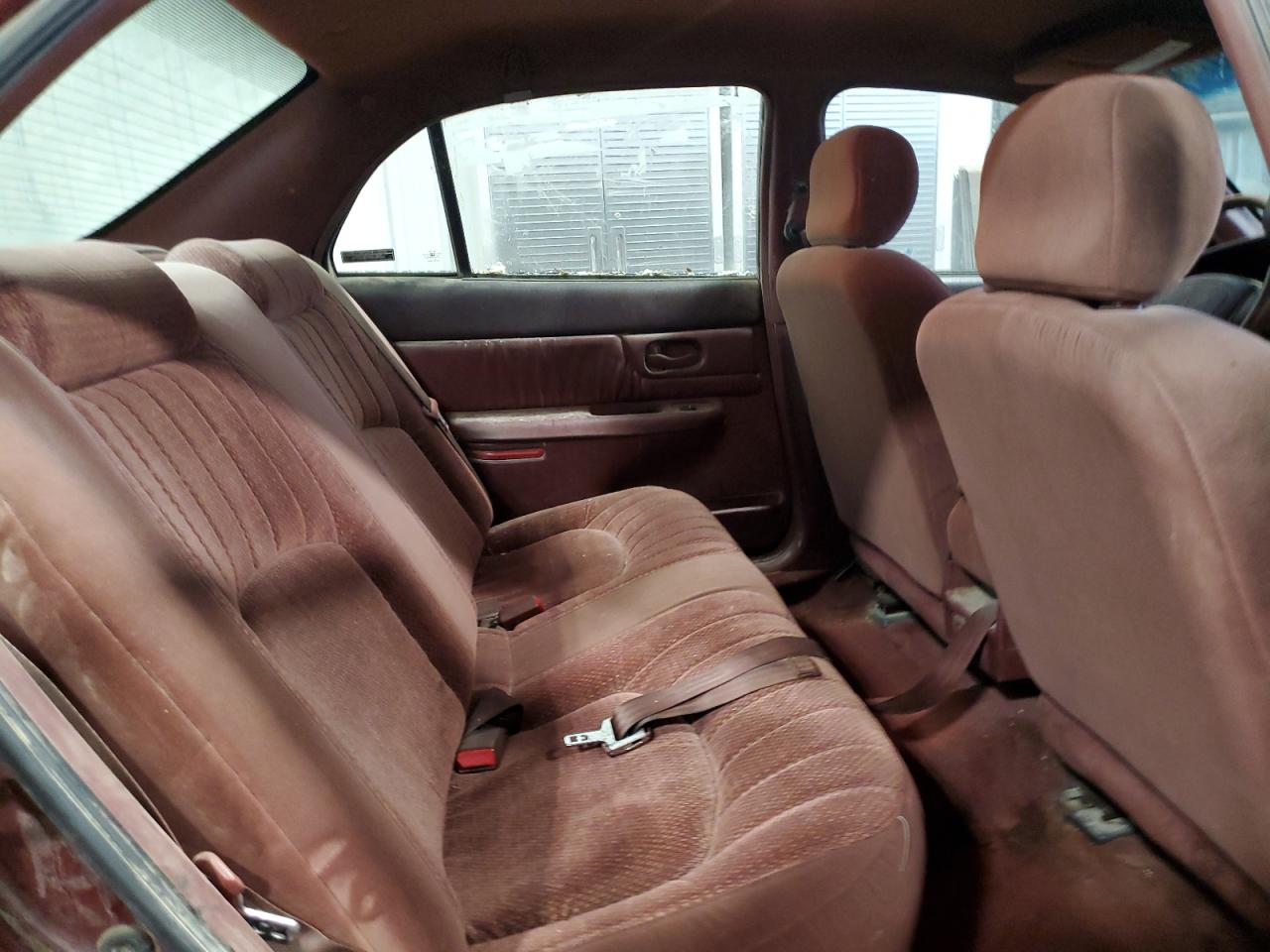 1998 Buick Century Custom VIN: 2G4WS52M4W1575678 Lot: 61177655