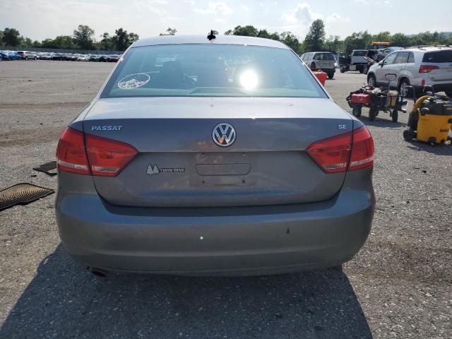 Sedans VOLKSWAGEN PASSAT 2012 Silver
