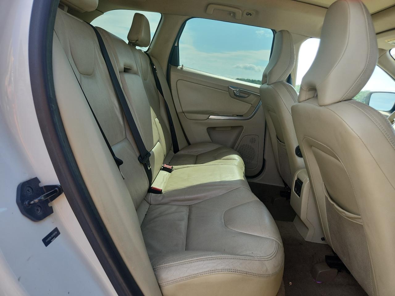 2013 Volvo Xc60 3.2 VIN: YV4952DL2D2396786 Lot: 63031065