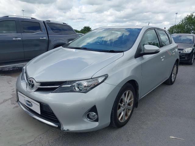 TOYOTA AURIS ICON 2013