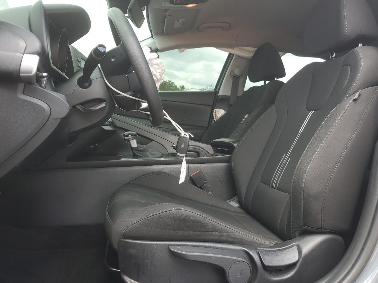 2022 Hyundai Elantra Sel VIN: KMHLM4AG4NU351820 Lot: 62647605