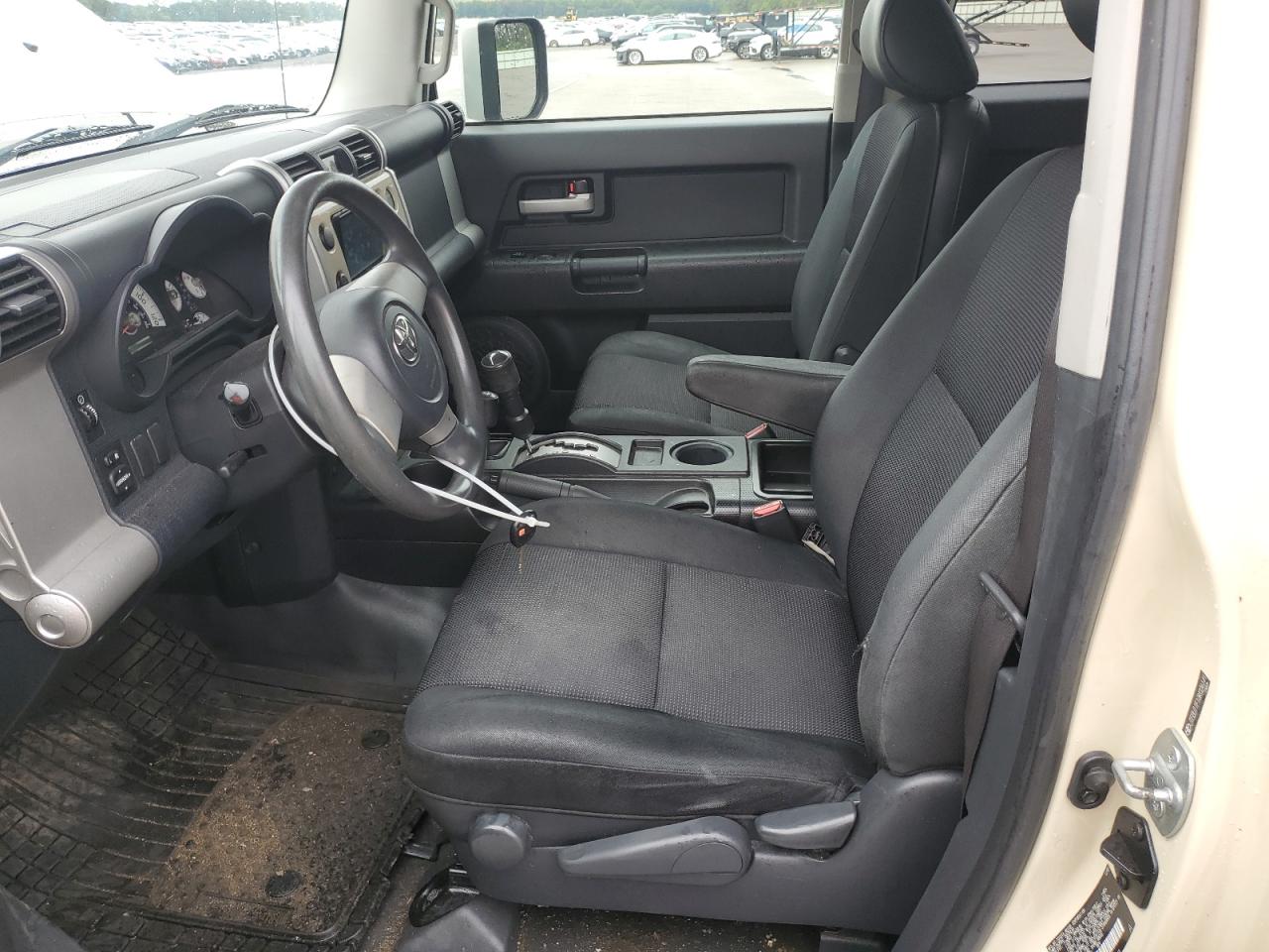 2008 Toyota Fj Cruiser VIN: JTEBU11F18K026141 Lot: 60553475