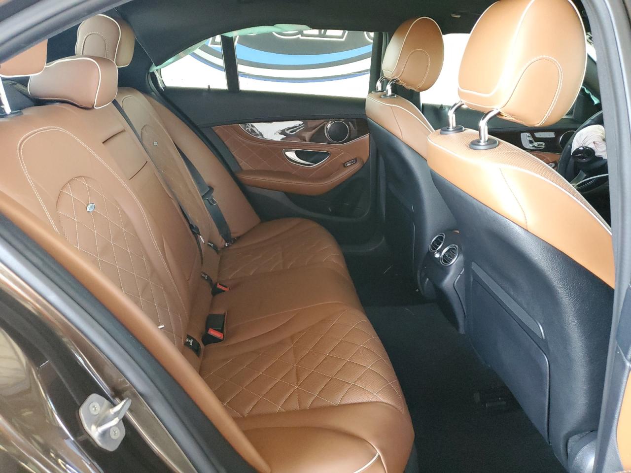 2018 Mercedes-Benz C 300 VIN: 55SWF4JB5JU258371 Lot: 61838435