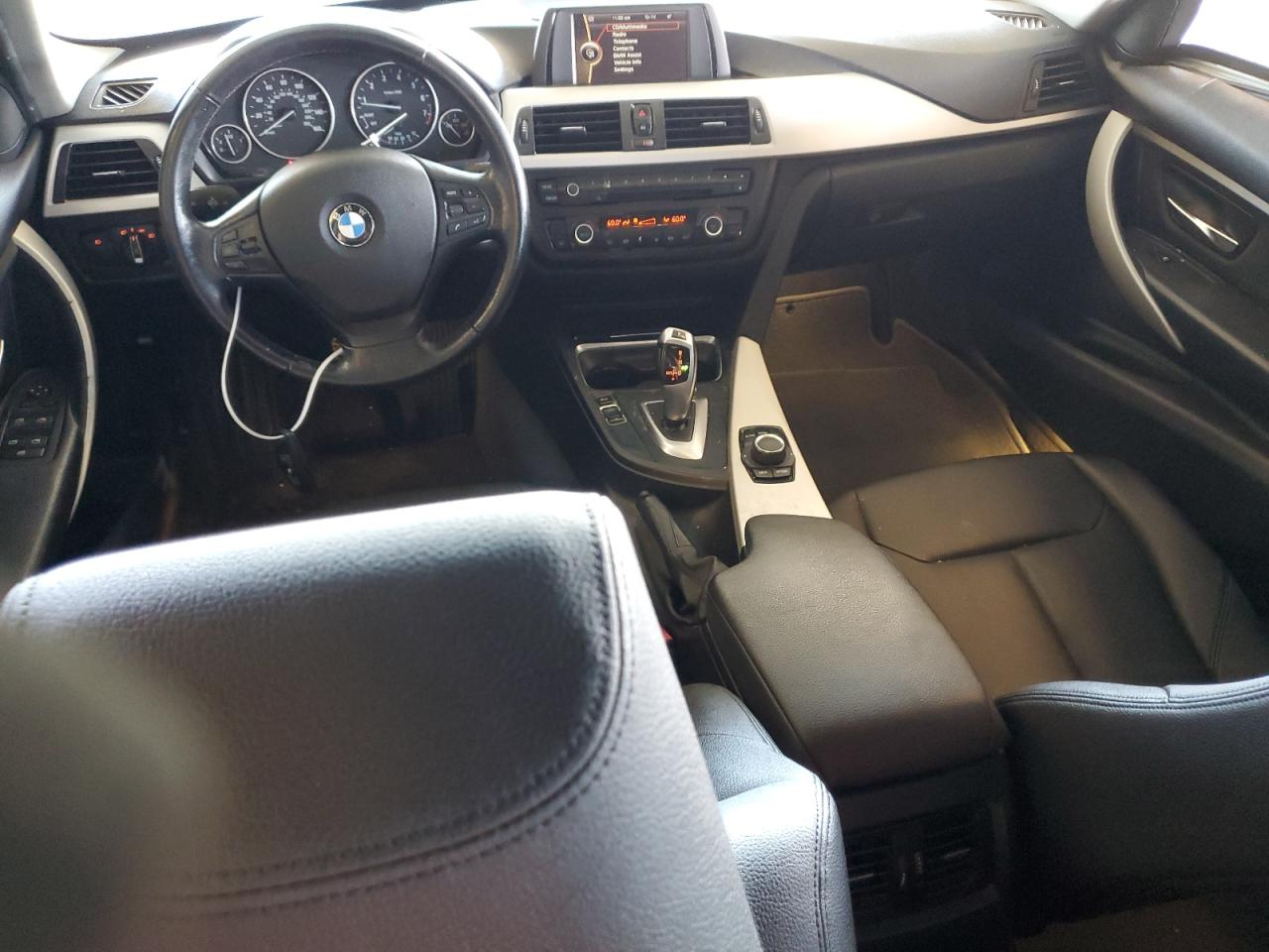 BMW 3 SERIES 2013 VIN WBA3C1G56DNR44970 photo 8
