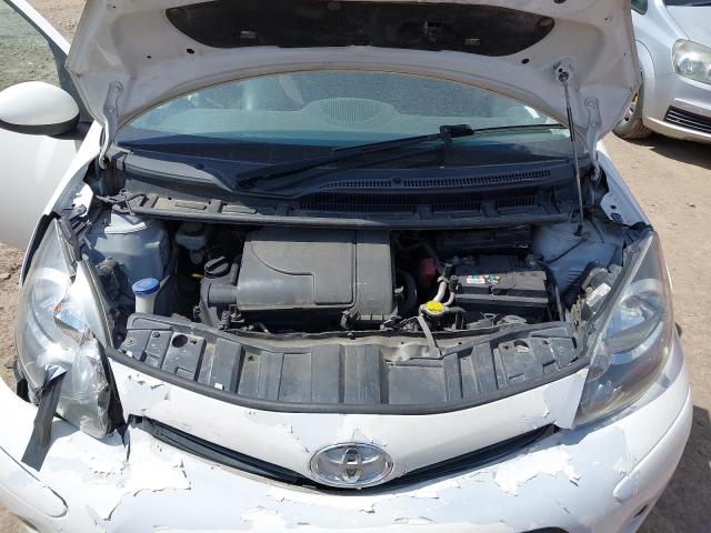 2013 TOYOTA AYGO VVT-I