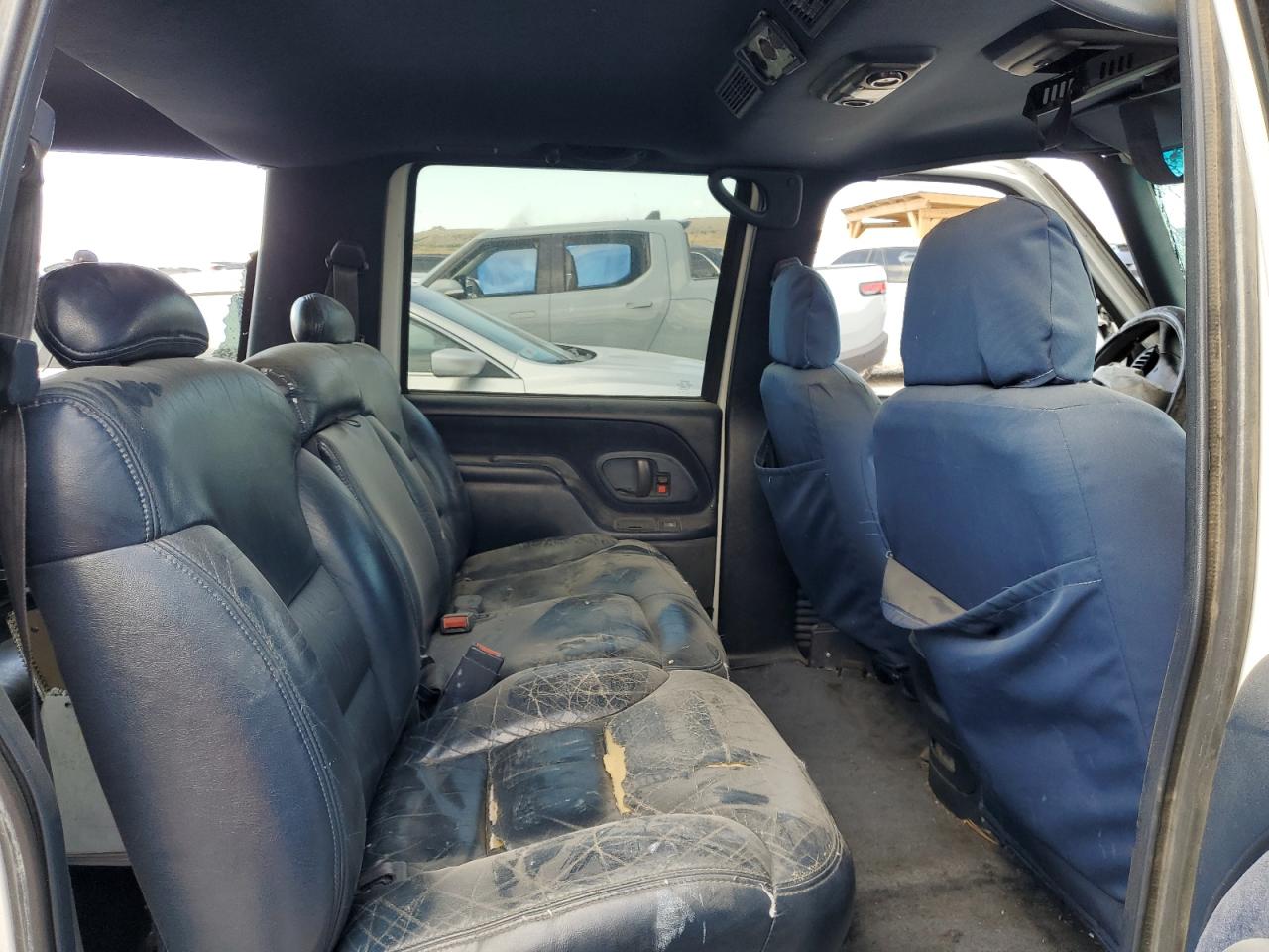 1995 Chevrolet Suburban K1500 VIN: 1GNFK16K0SJ450741 Lot: 62776695