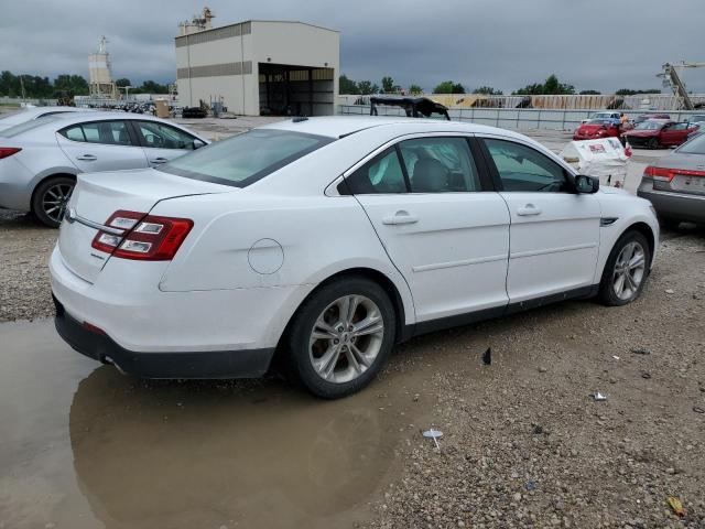  FORD TAURUS 2016 Biały