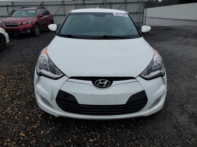  HYUNDAI VELOSTER 2017 Biały
