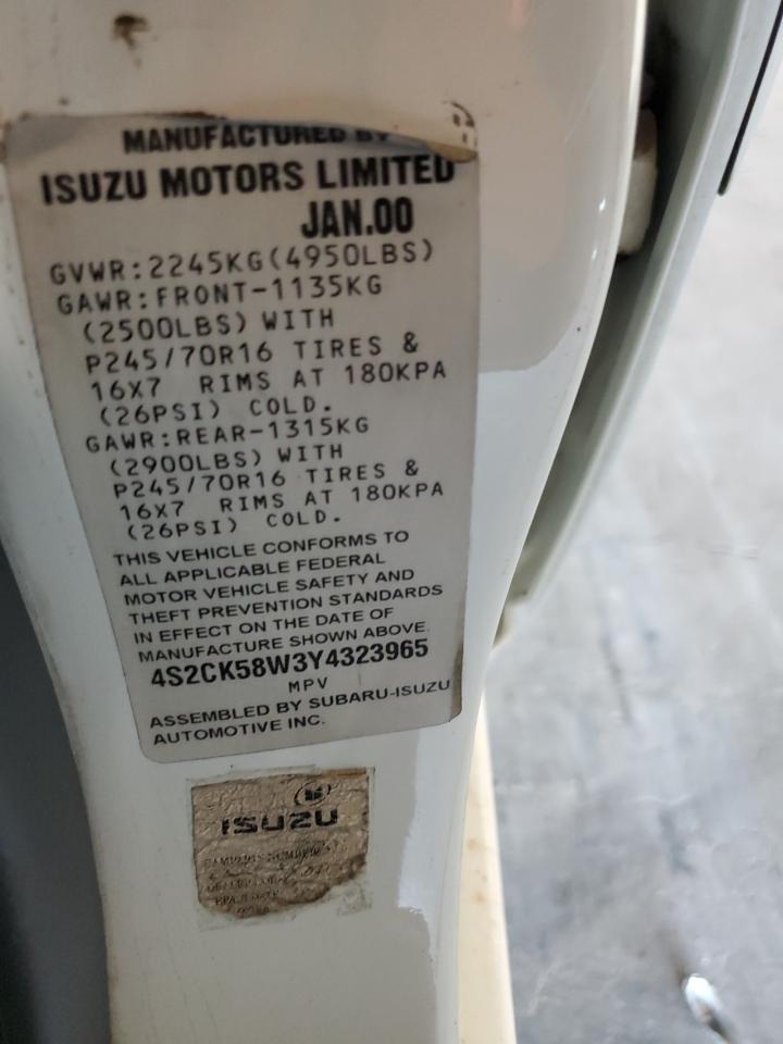 2000 Isuzu Rodeo S VIN: 4S2CK58W3Y4323965 Lot: 61189435