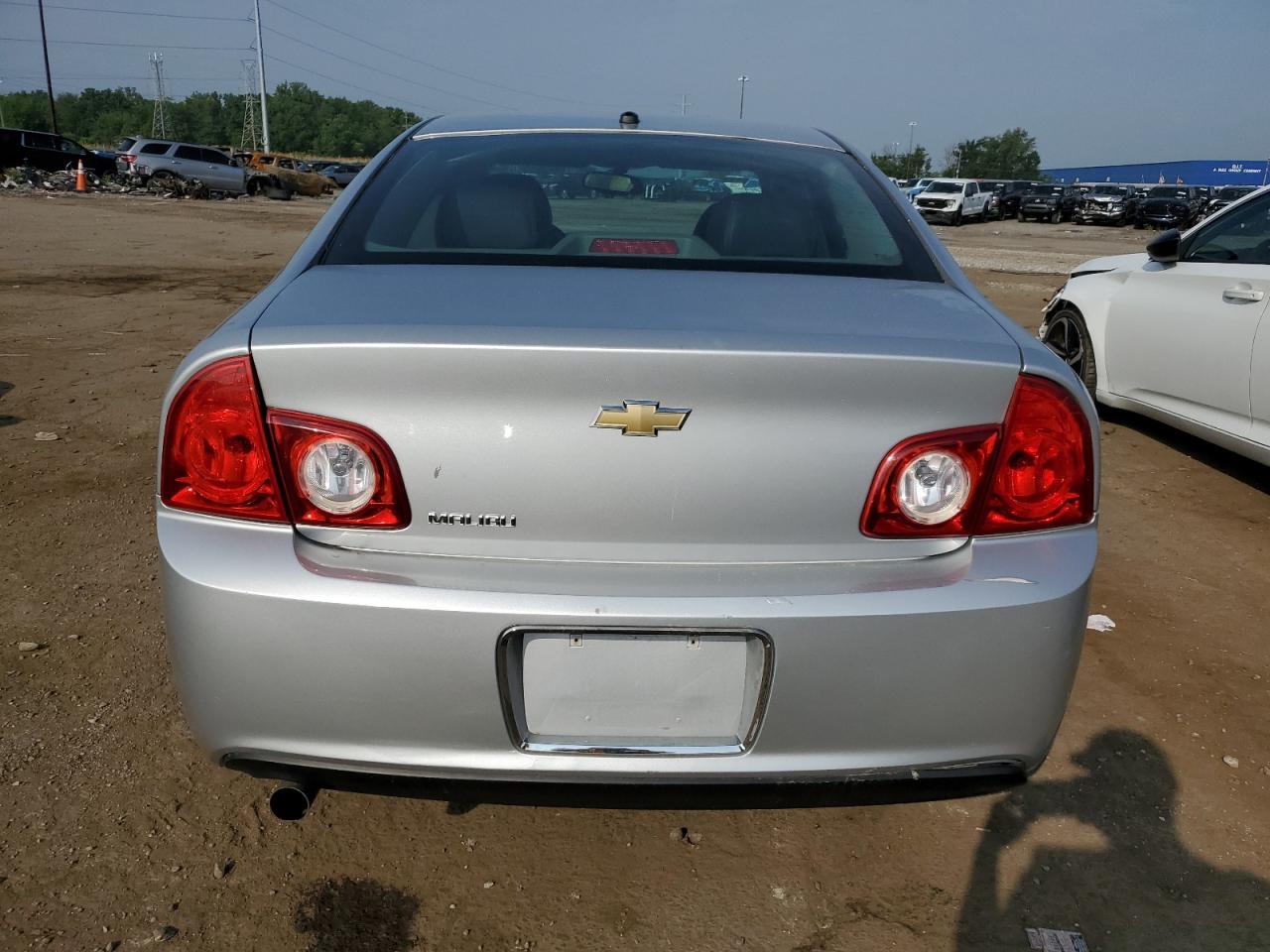 2010 Chevrolet Malibu Ls VIN: 1G1ZB5EB8AF140460 Lot: 61190925