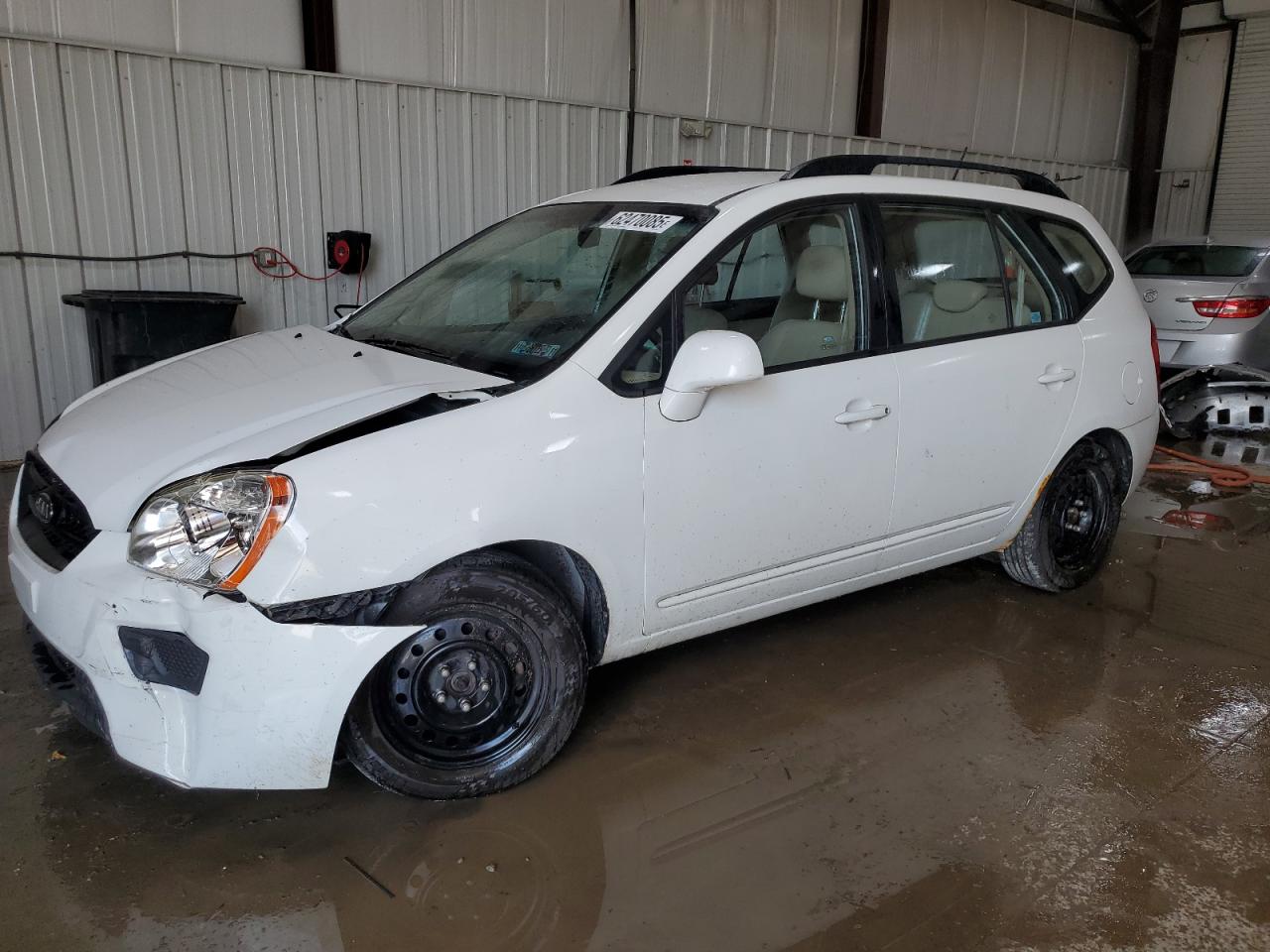 2009 Kia Rondo Base