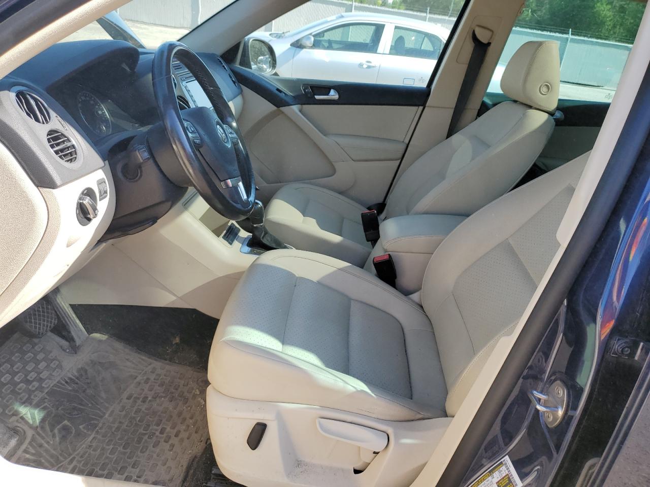 2014 Volkswagen Tiguan S VIN: WVGJV3AX9EW527120 Lot: 62544755